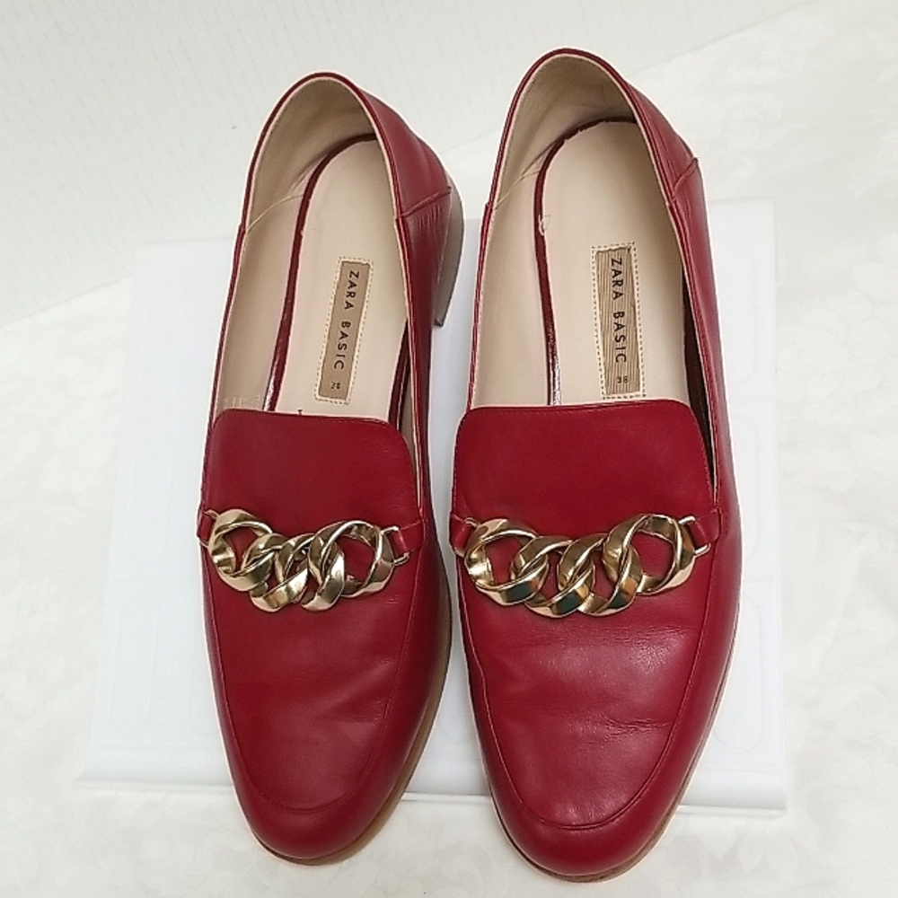 Zara Red and Gold Flats with Elegant Chain Detail